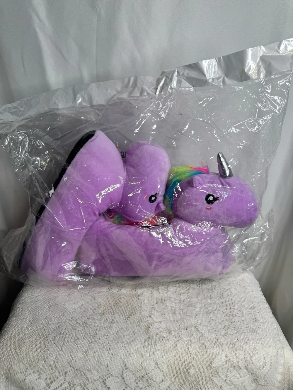 Mod Lines Unicorn Plush Slippers Purple Rainbow Mane Women’s Size 7.5-9 NWT